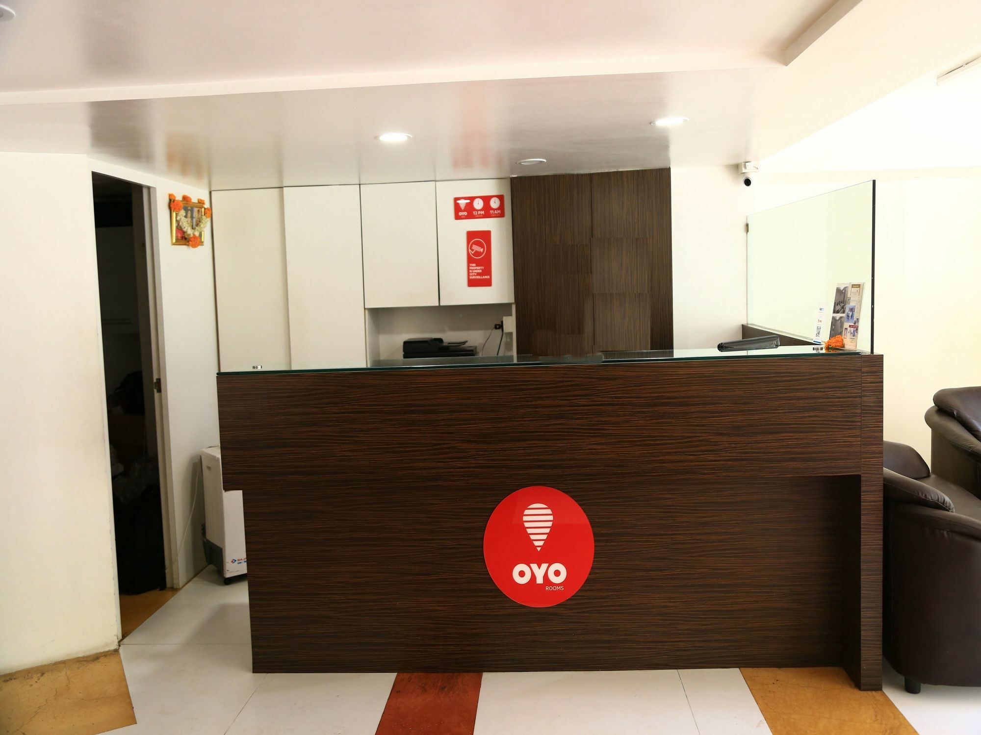 ホテル Oyo 13771 Executive Residency プネ エクステリア 写真